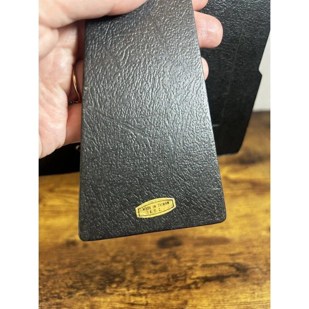 Vintage Ornate Green 5x7 Picture Frame Easel Gold Accent Taiwan Home Decor Photo